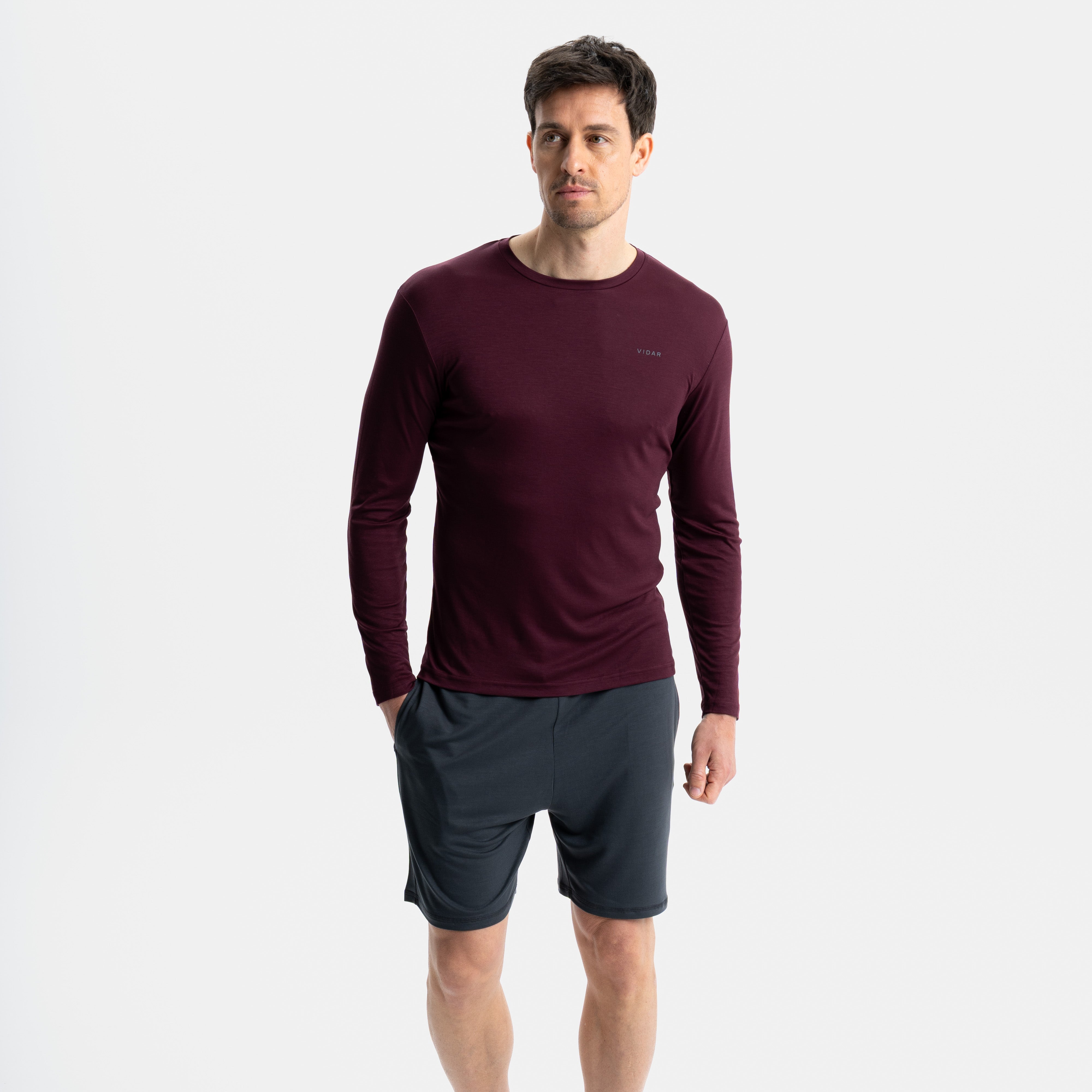 DISTANCE Sportset Short | Burgundy Red x Iron Grey
