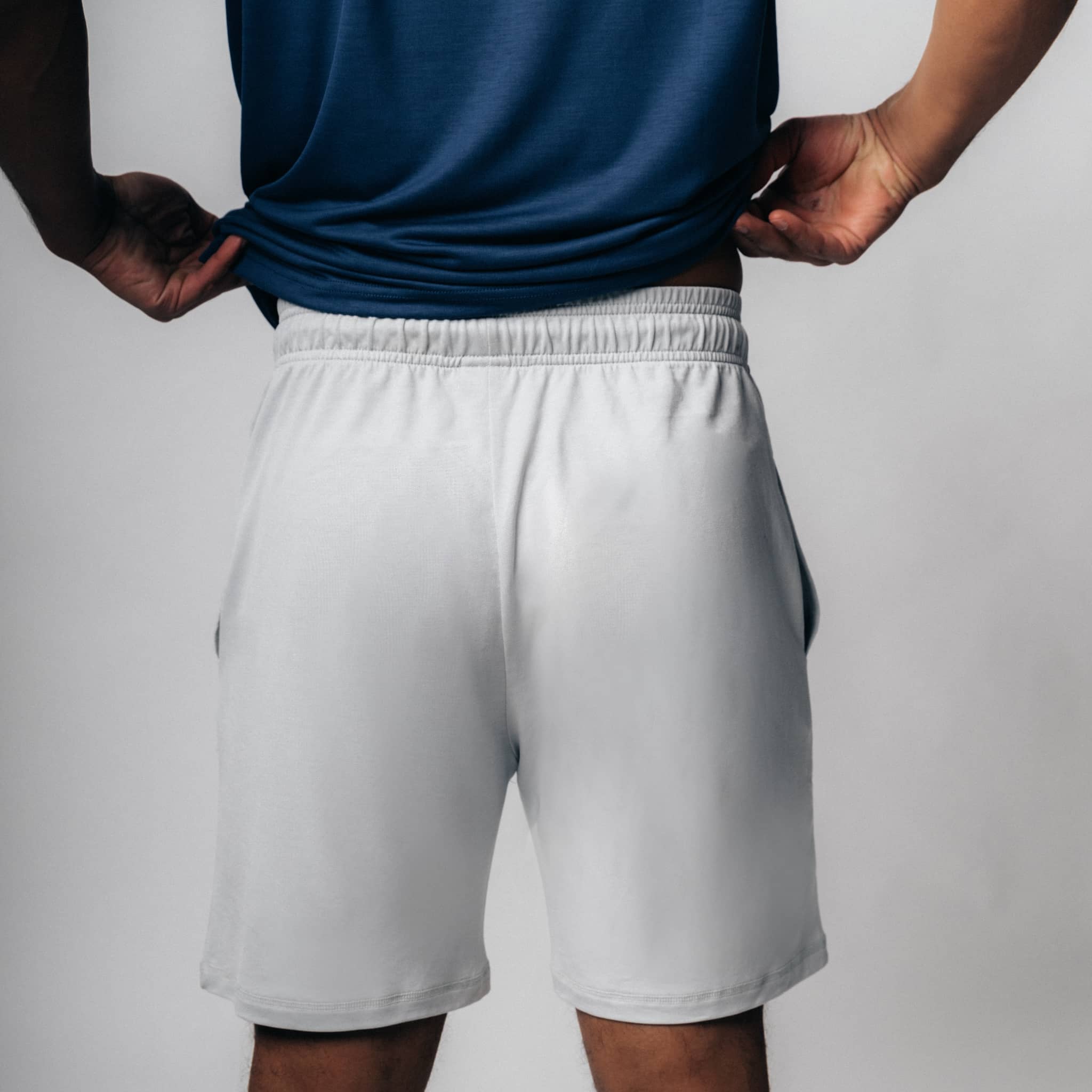 MOVE I Natural Sport Shorts - grau