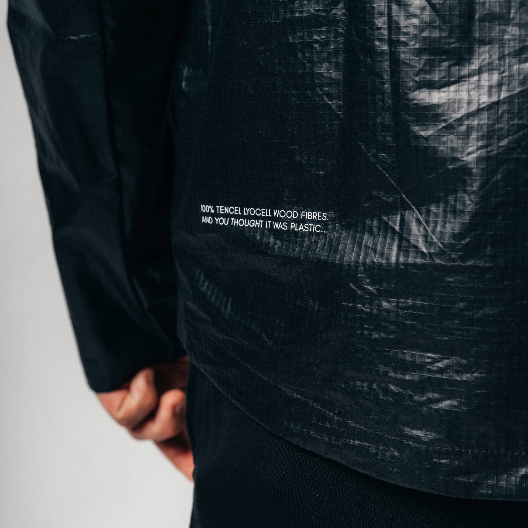 EXO | Natural Windbreaker aus TENCEL™ Lyocell