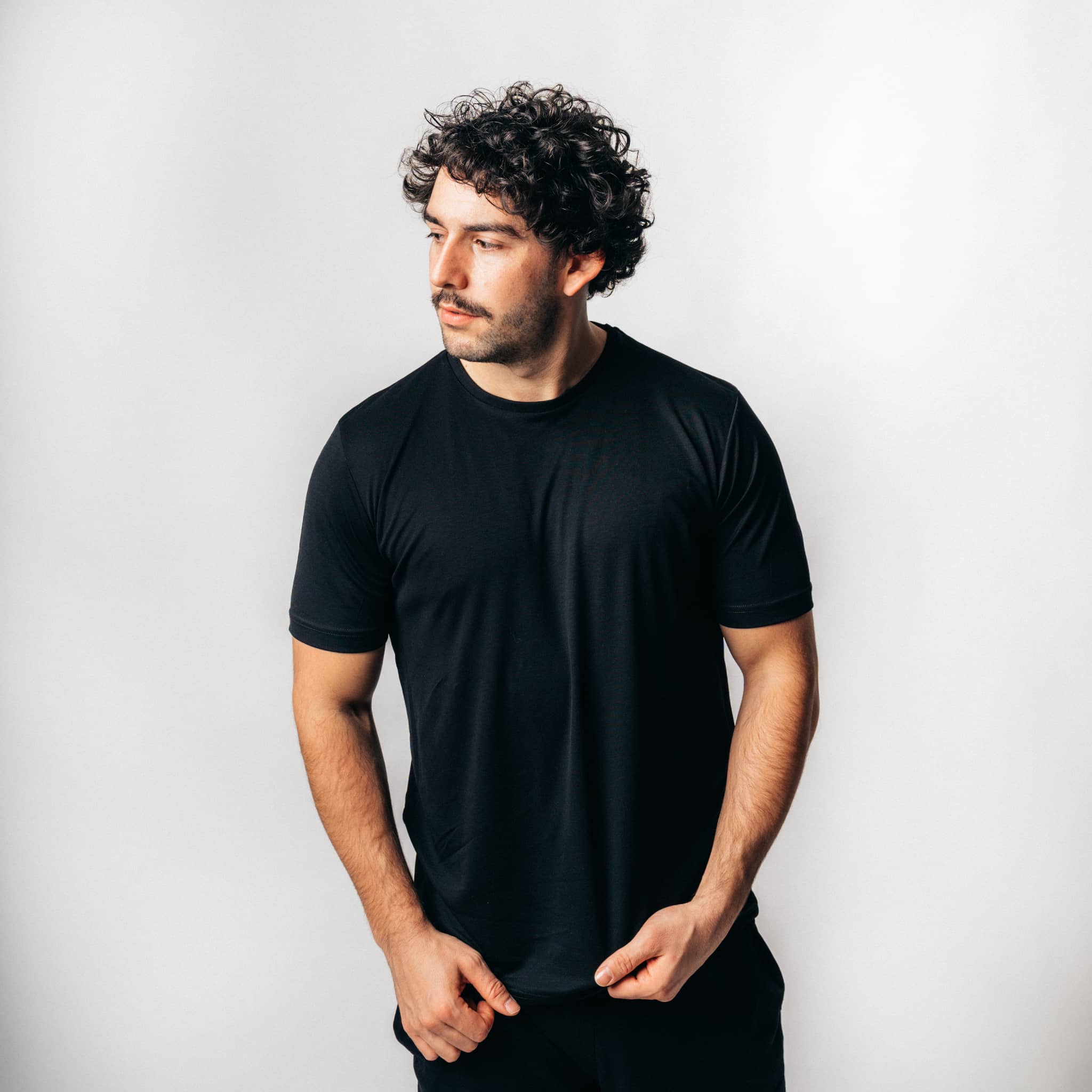 CLEAN I Natural Movement Shirt - schwarz