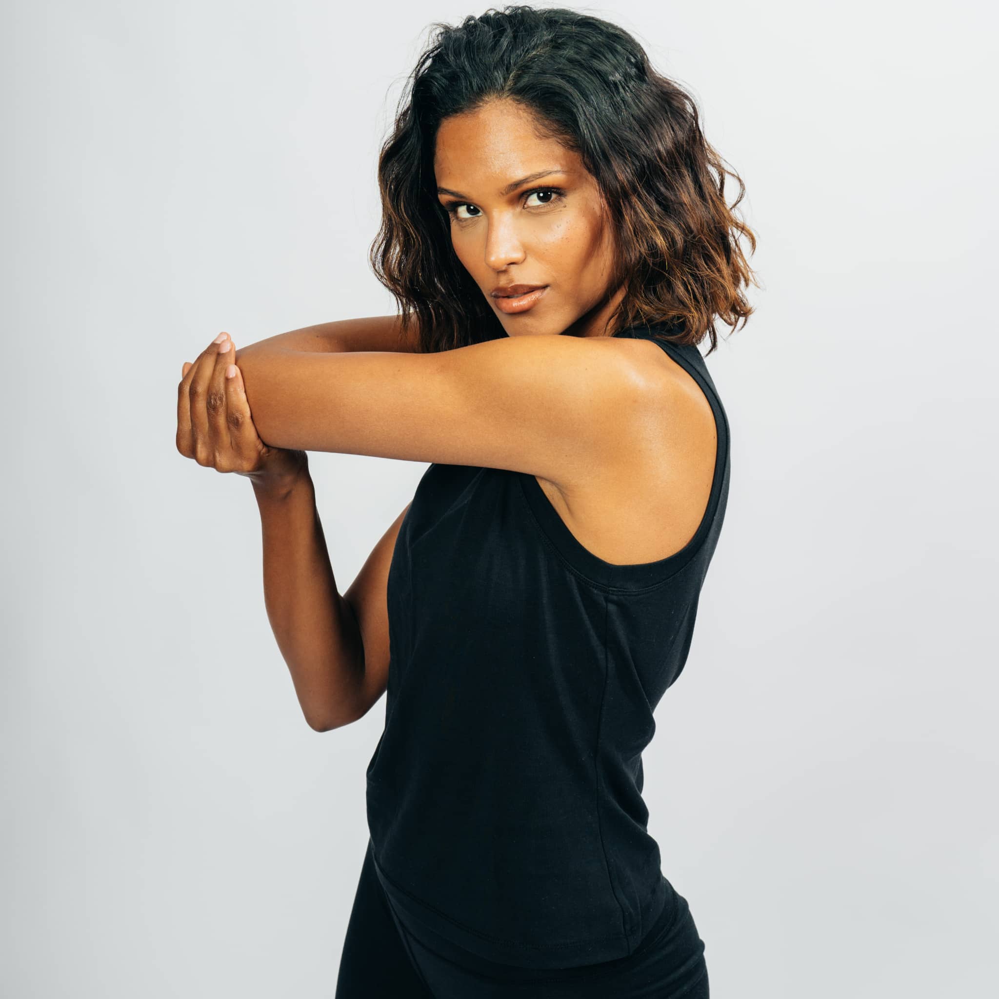 STRIVE I Natural Sport Top - schwarz