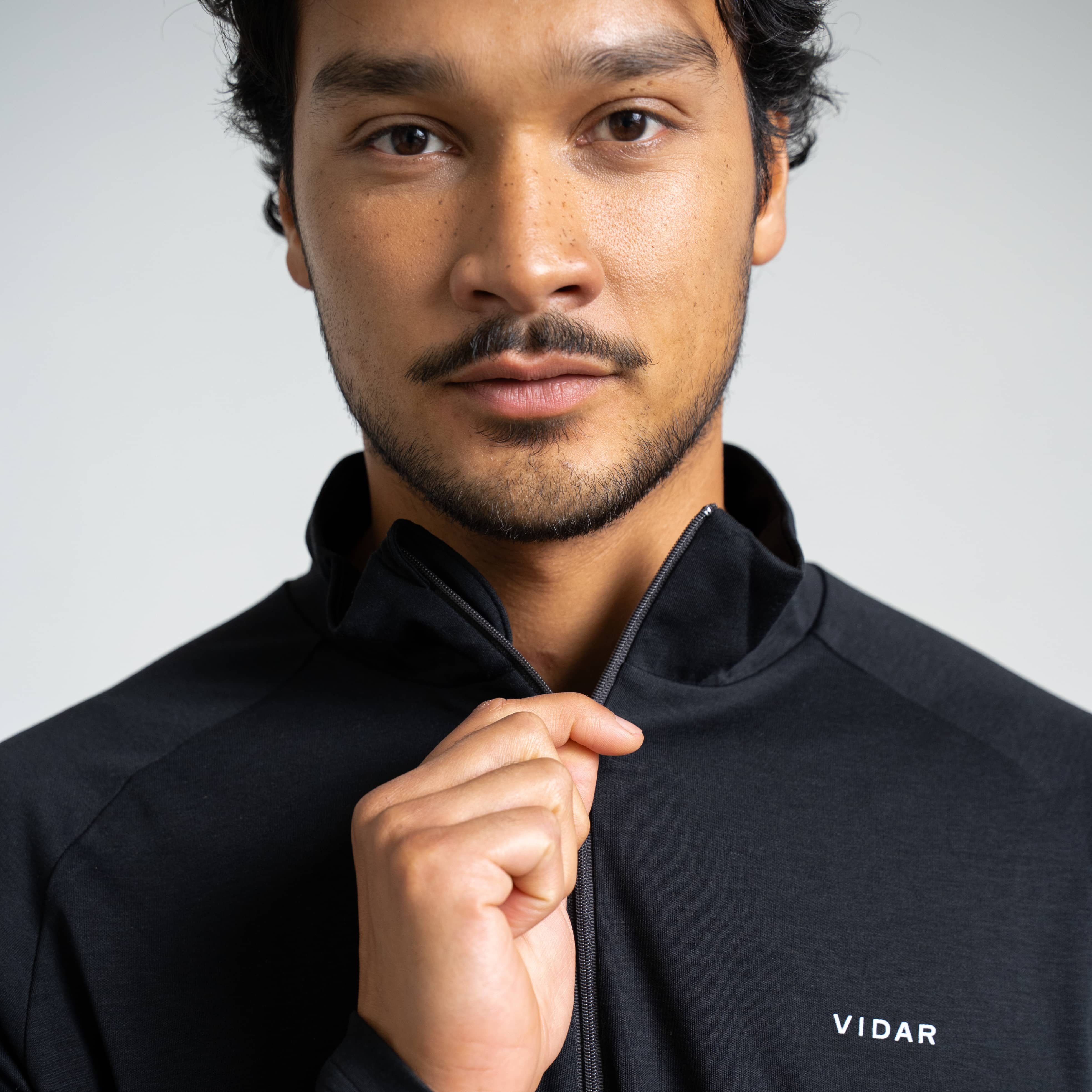 MOTION | Natural Quarter-Zip - schwarz