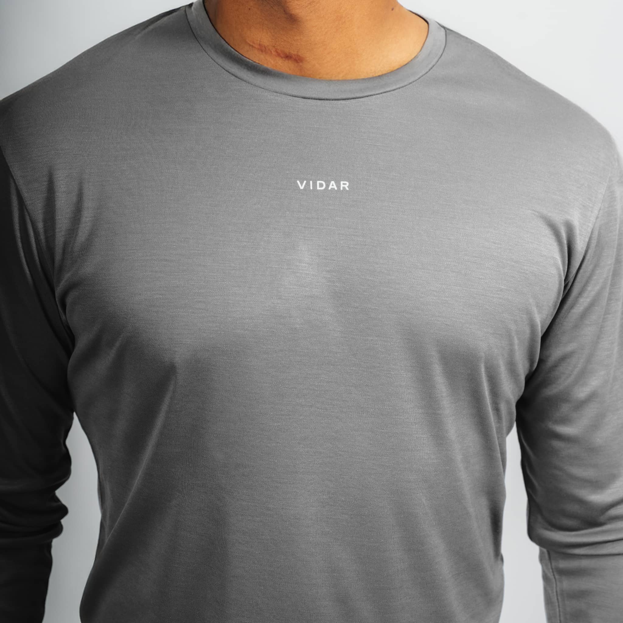 DISTANCE | Natural Performance Longsleeve - grau