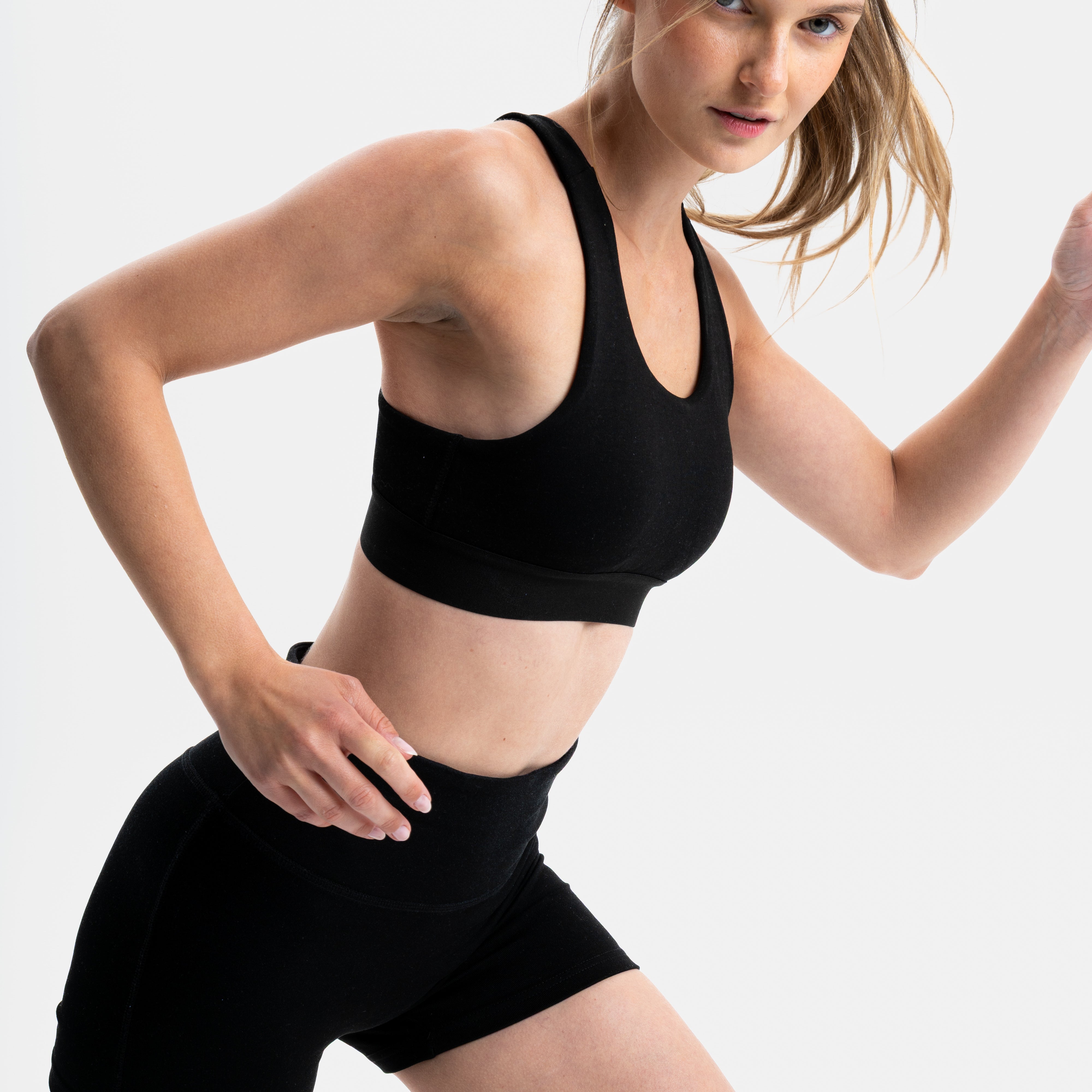 DEFINE | Natural Short Leggings | Black