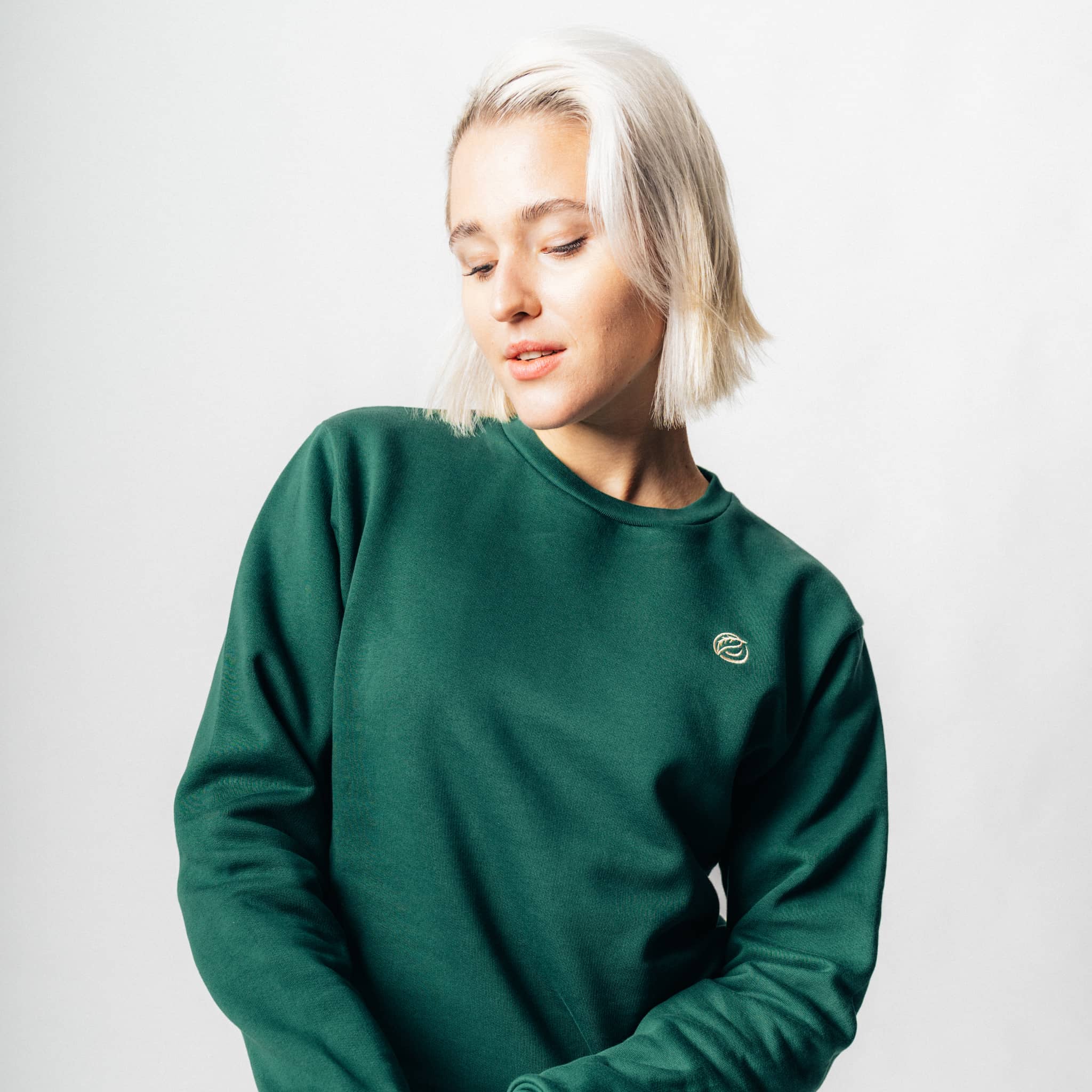 RECORD I Natural Crewneck Sweater aus Bio-Baumwolle - dunkelgrün