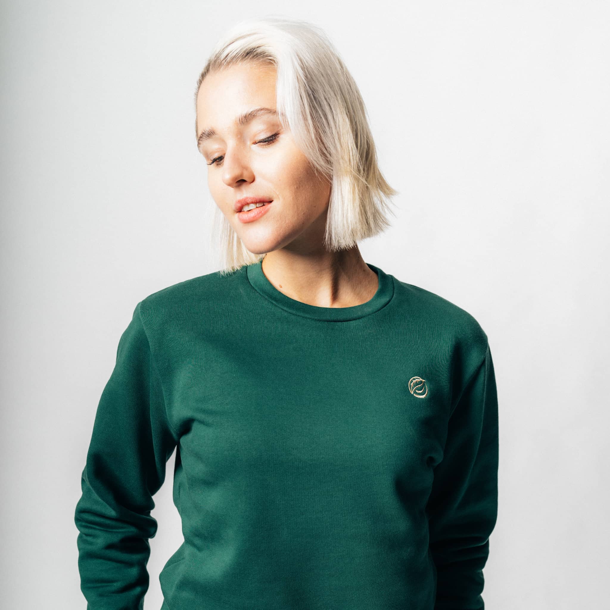 RECORD I Natural Crewneck Sweater aus Bio-Baumwolle - dunkelgrün