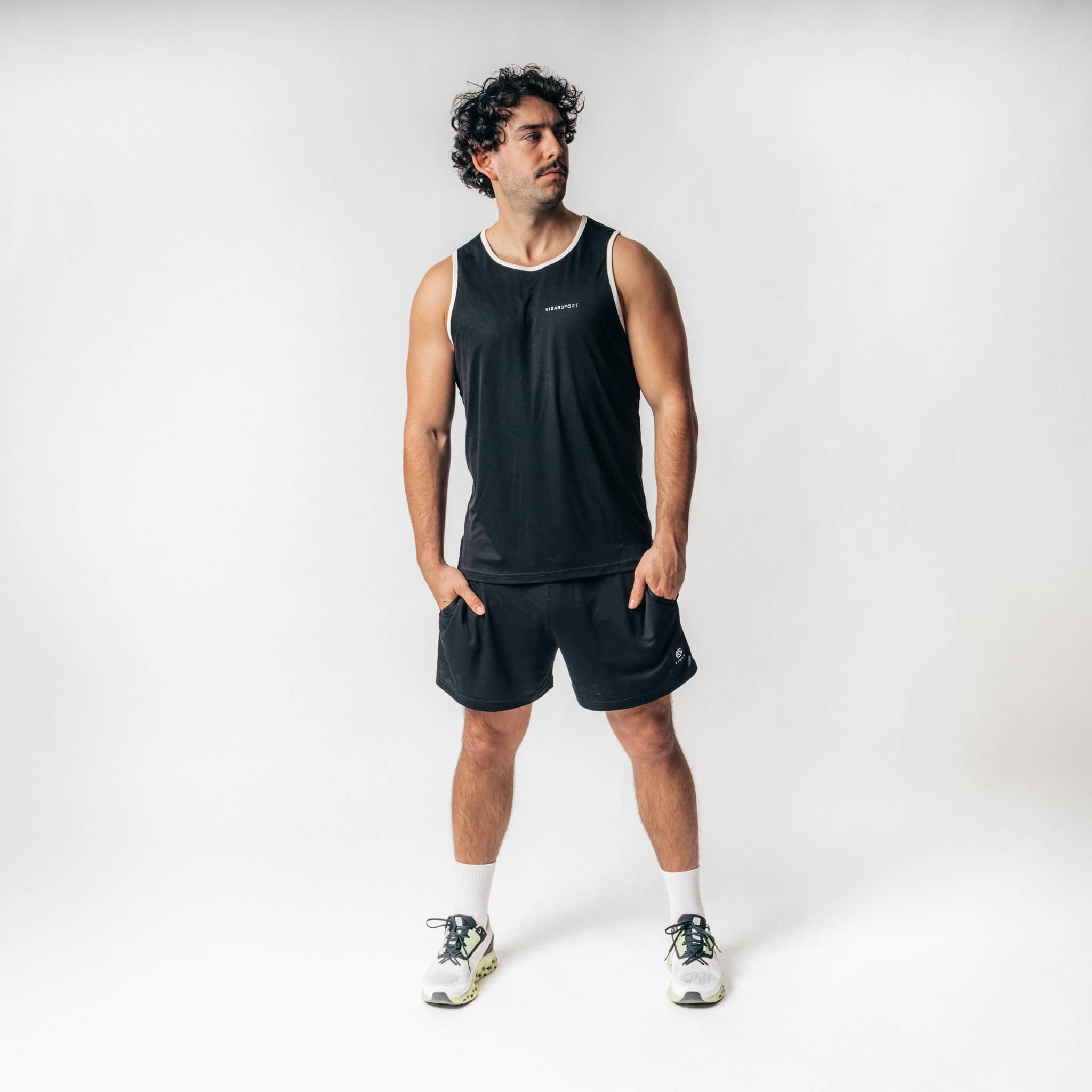 ANSWER | Sleeveless Sport Shirt schwarz