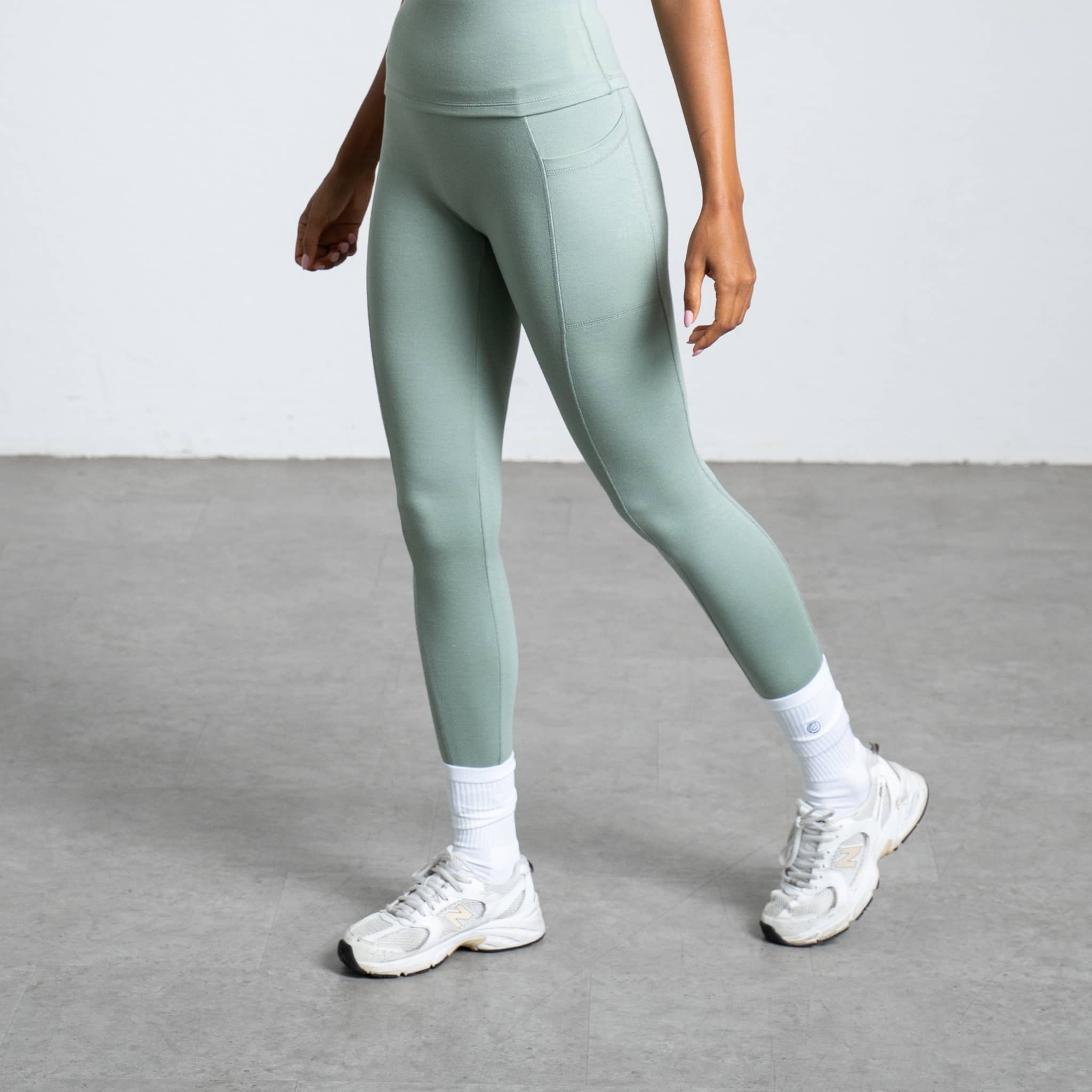 ELEVATE | Natural Sport Leggings – sage green