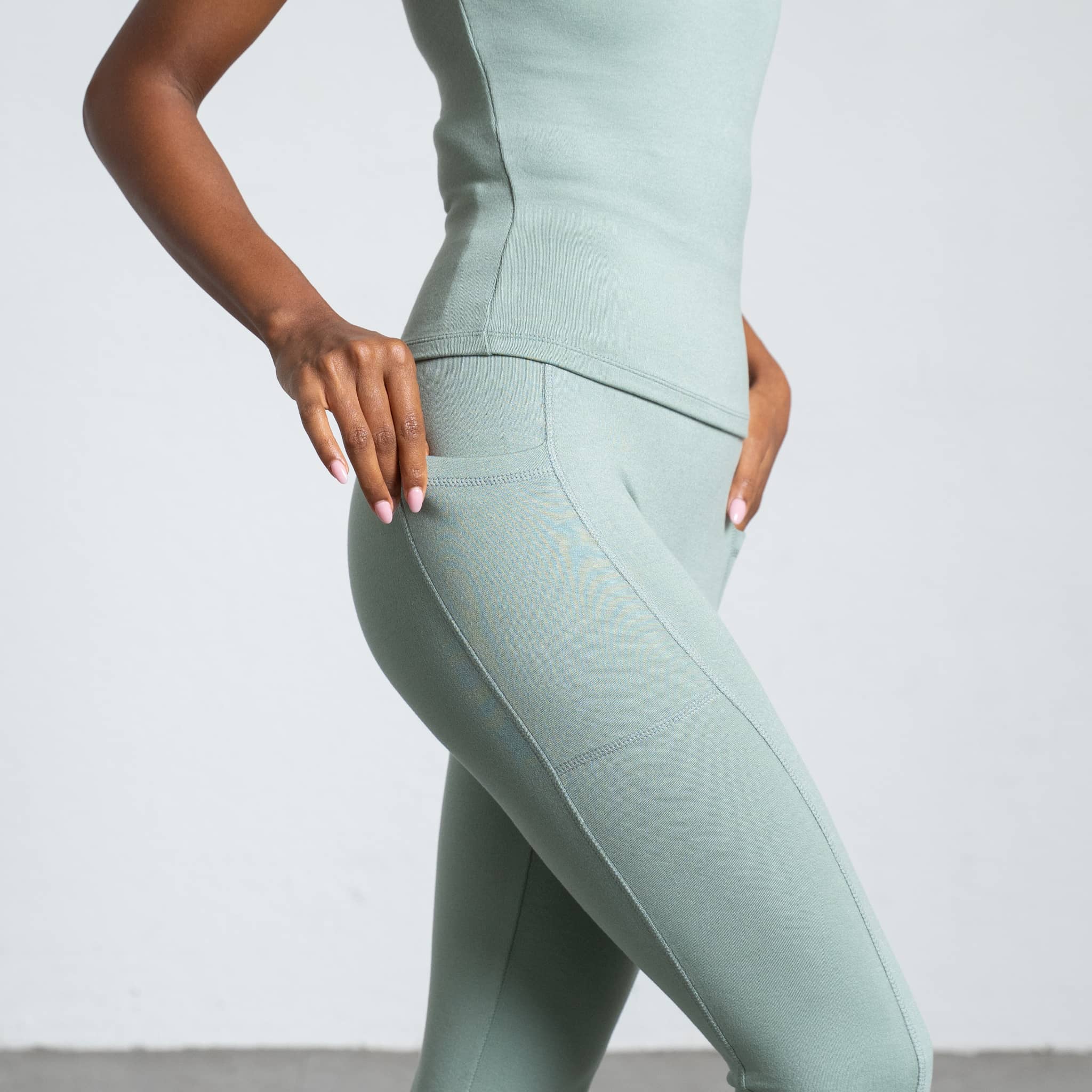 ELEVATE | Natural Sport Leggings – sage green
