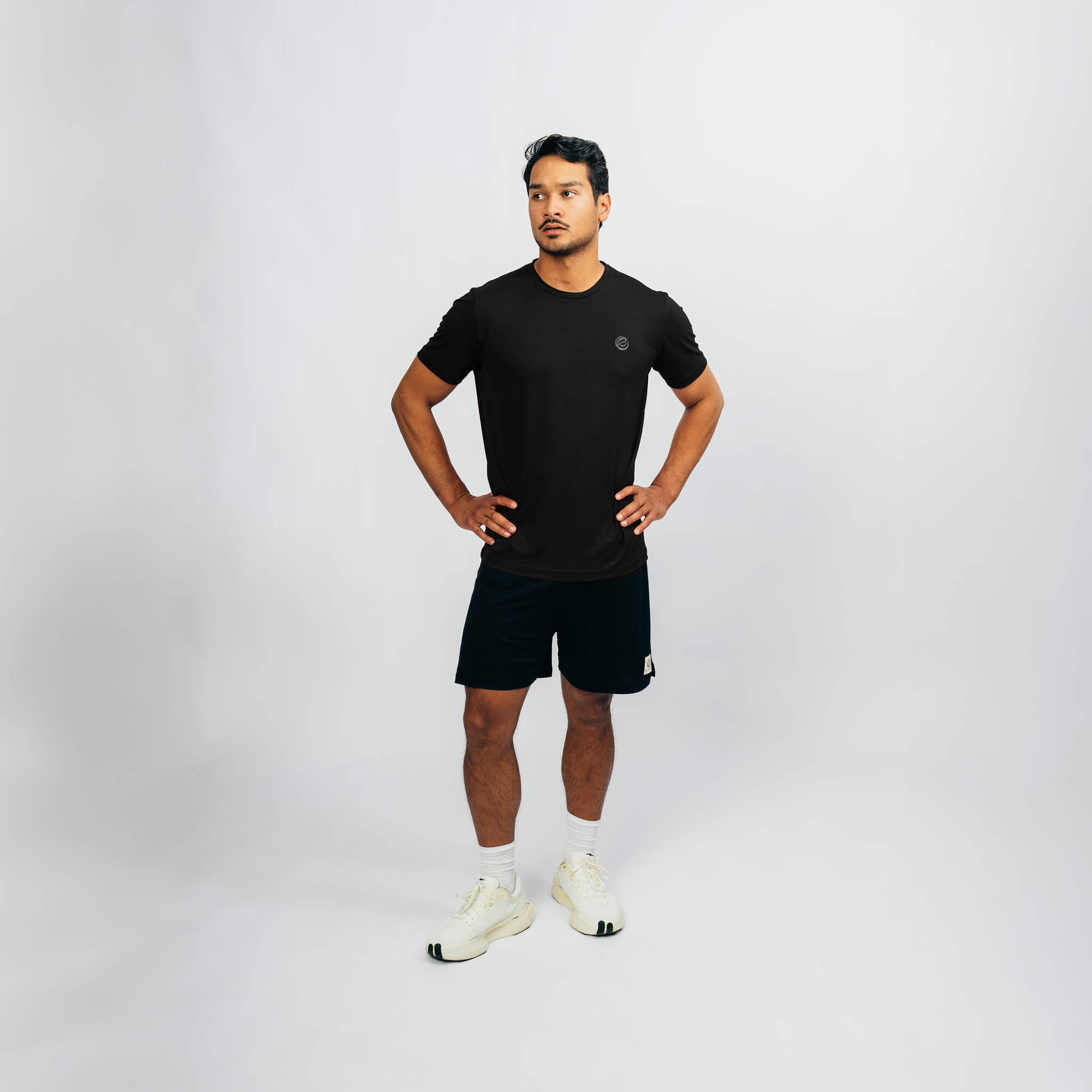CHANGE I Natural Sport Tee I Black