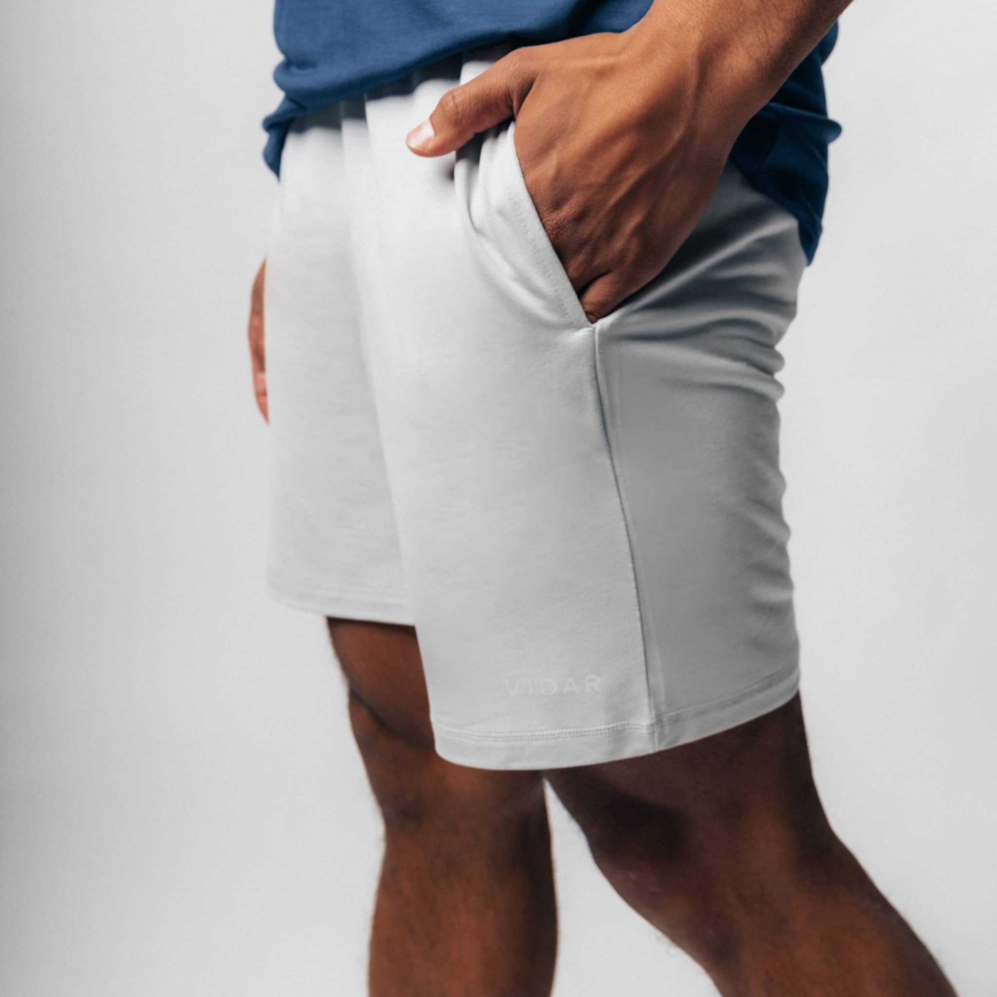 MOVE I Natural Sport Shorts - grau