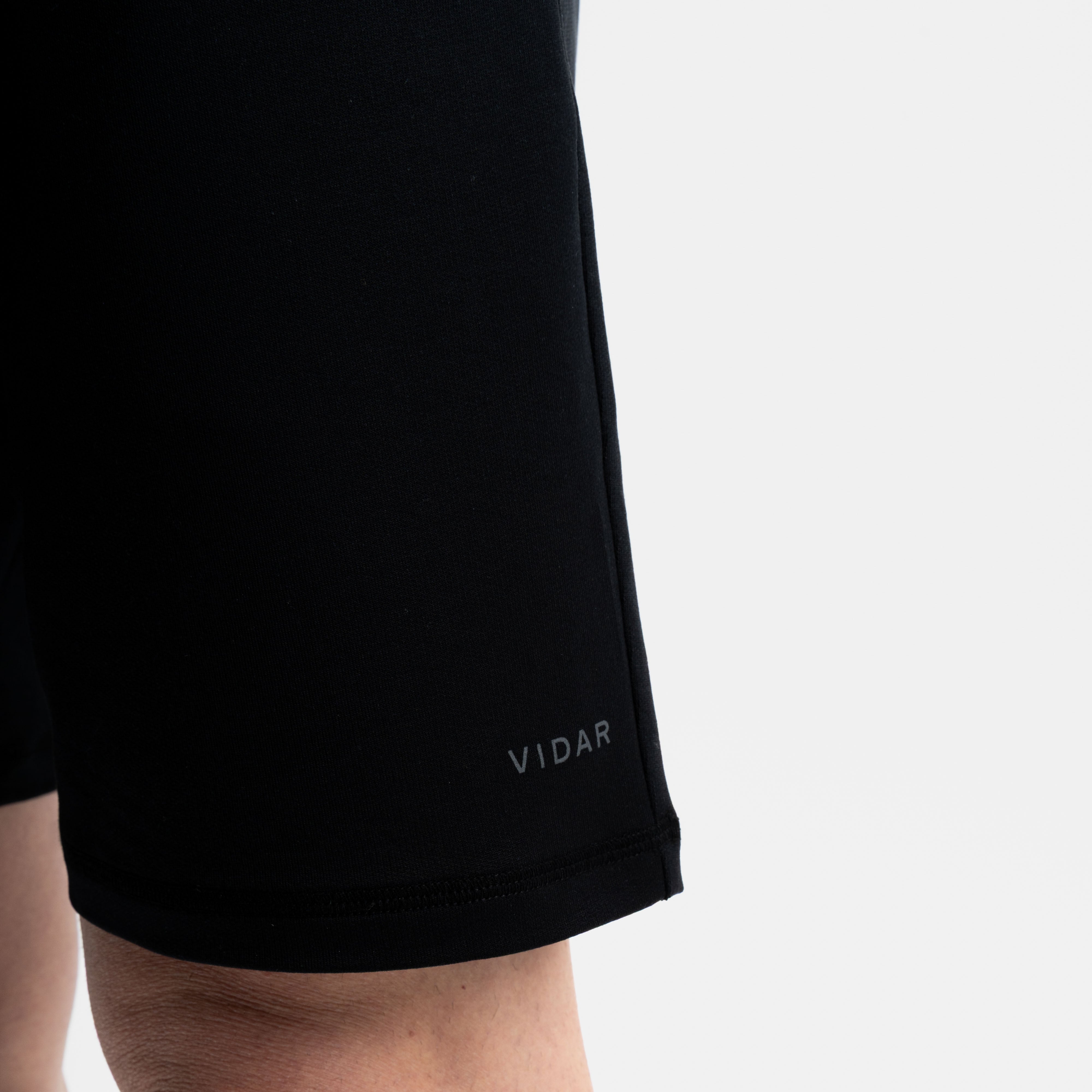 MOVE I Natural Sport Shorts | Black