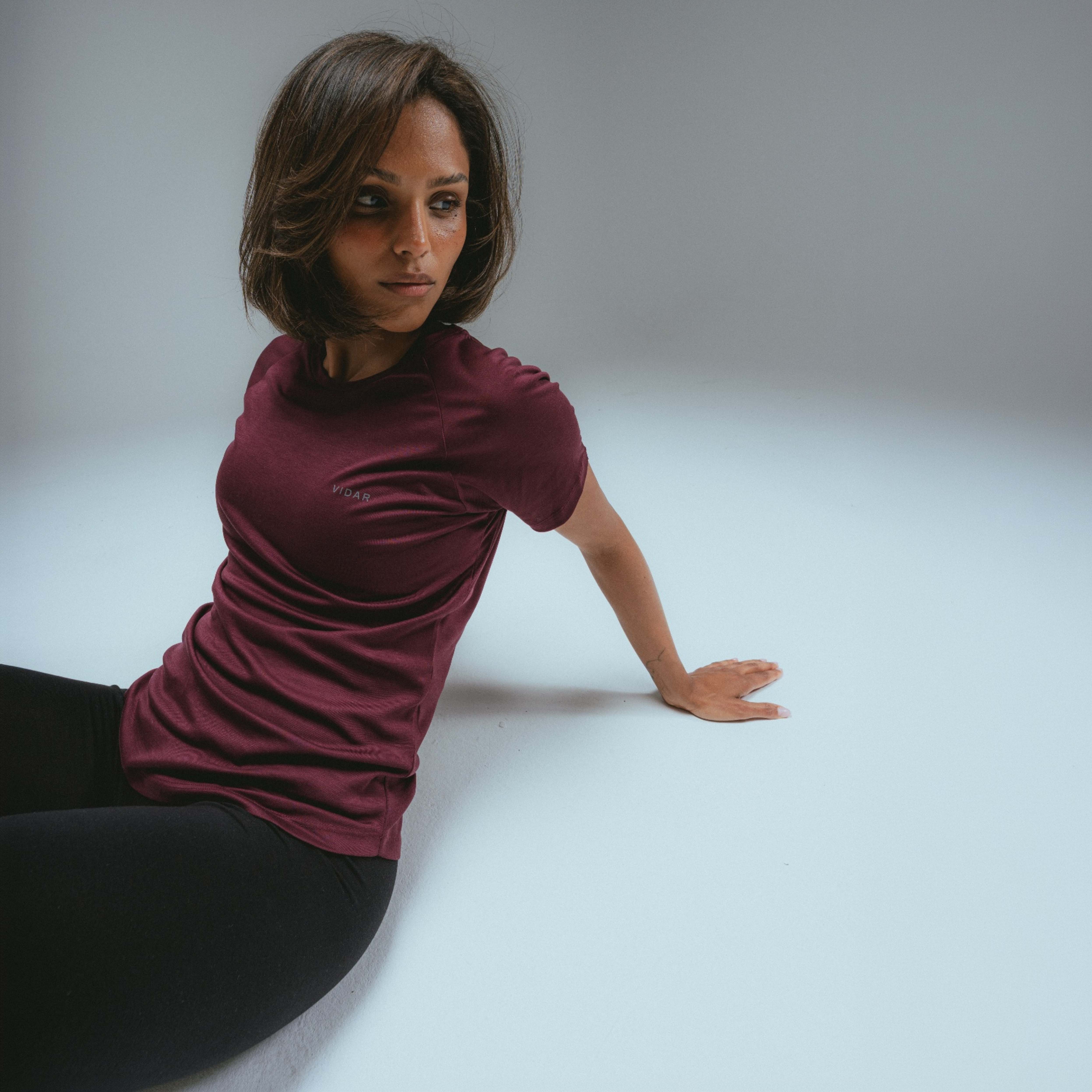 POSEIDA | Natural Performance Shirt | Burgundy Red