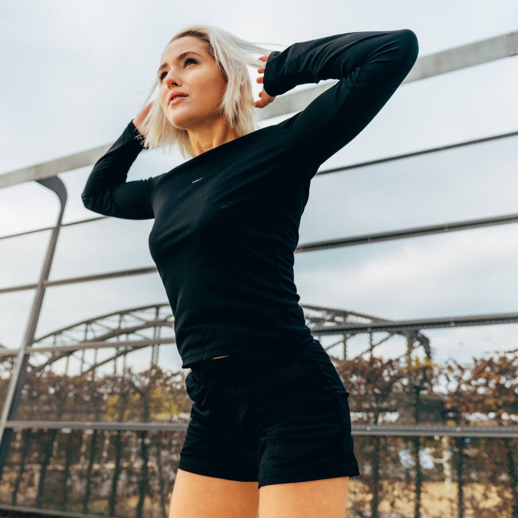 FLOW | Natural Sport Longsleeve - schwarz