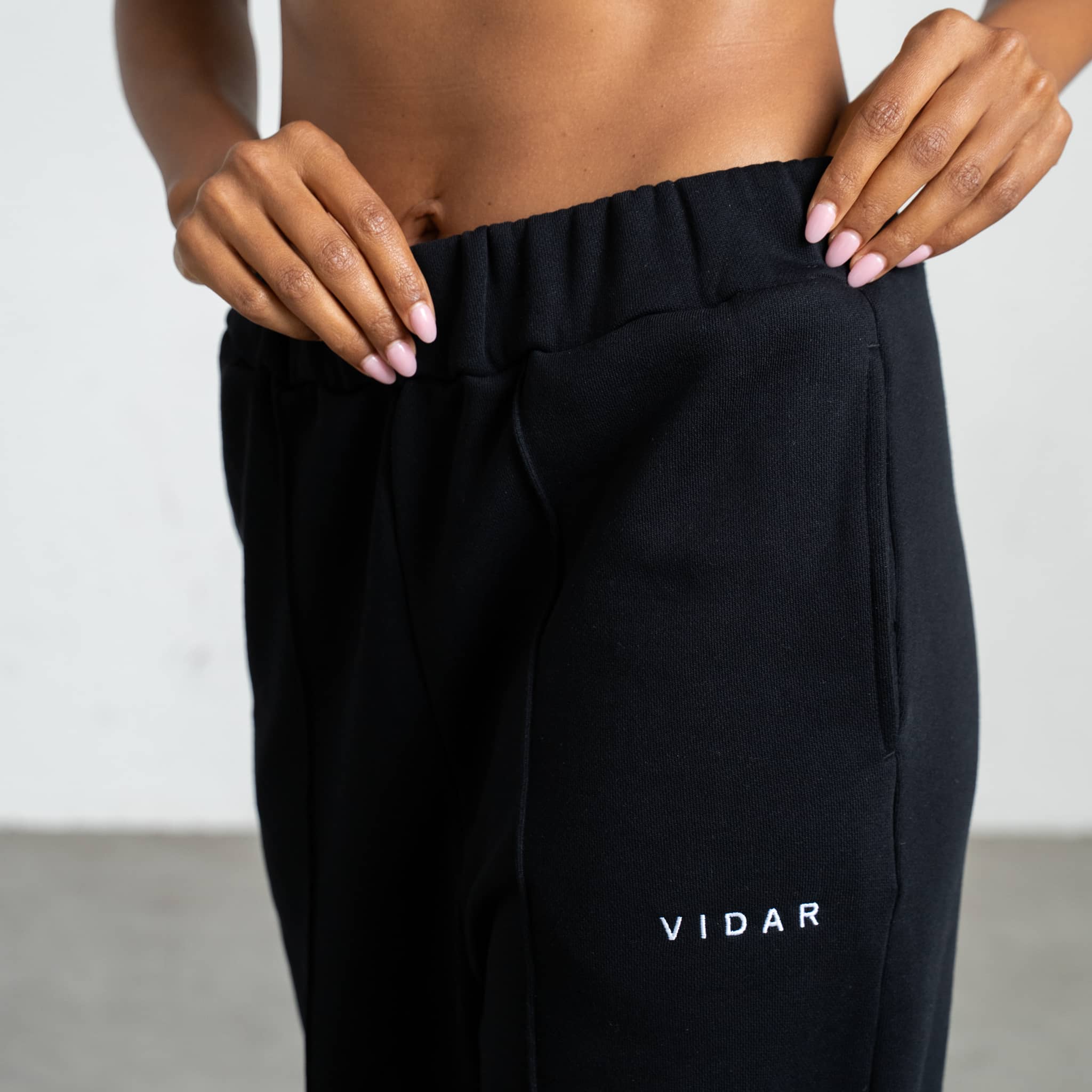 OFF COURT I Natural Baggy Sweatpants - schwarz