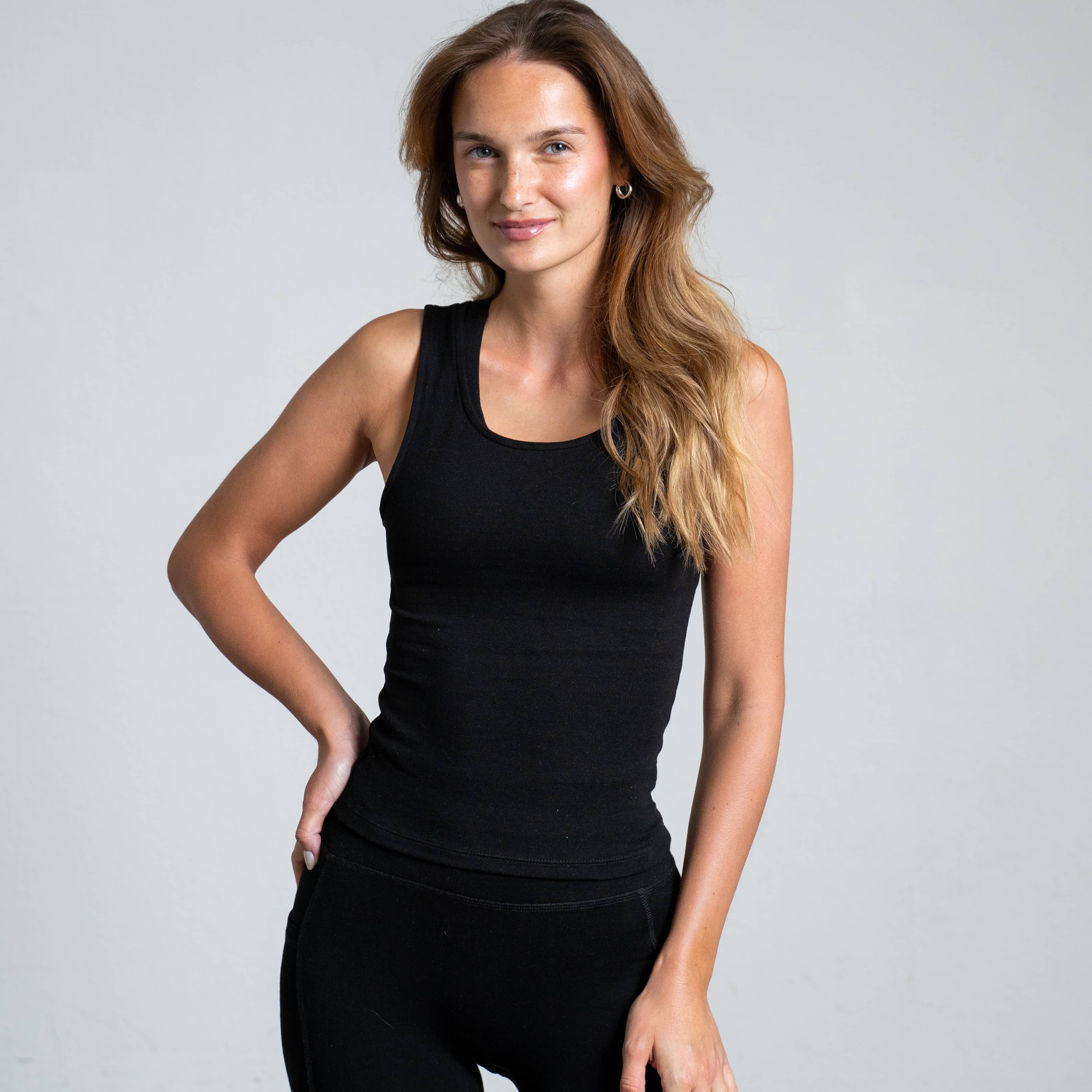 PULSE | Natural Sport Top – schwarz