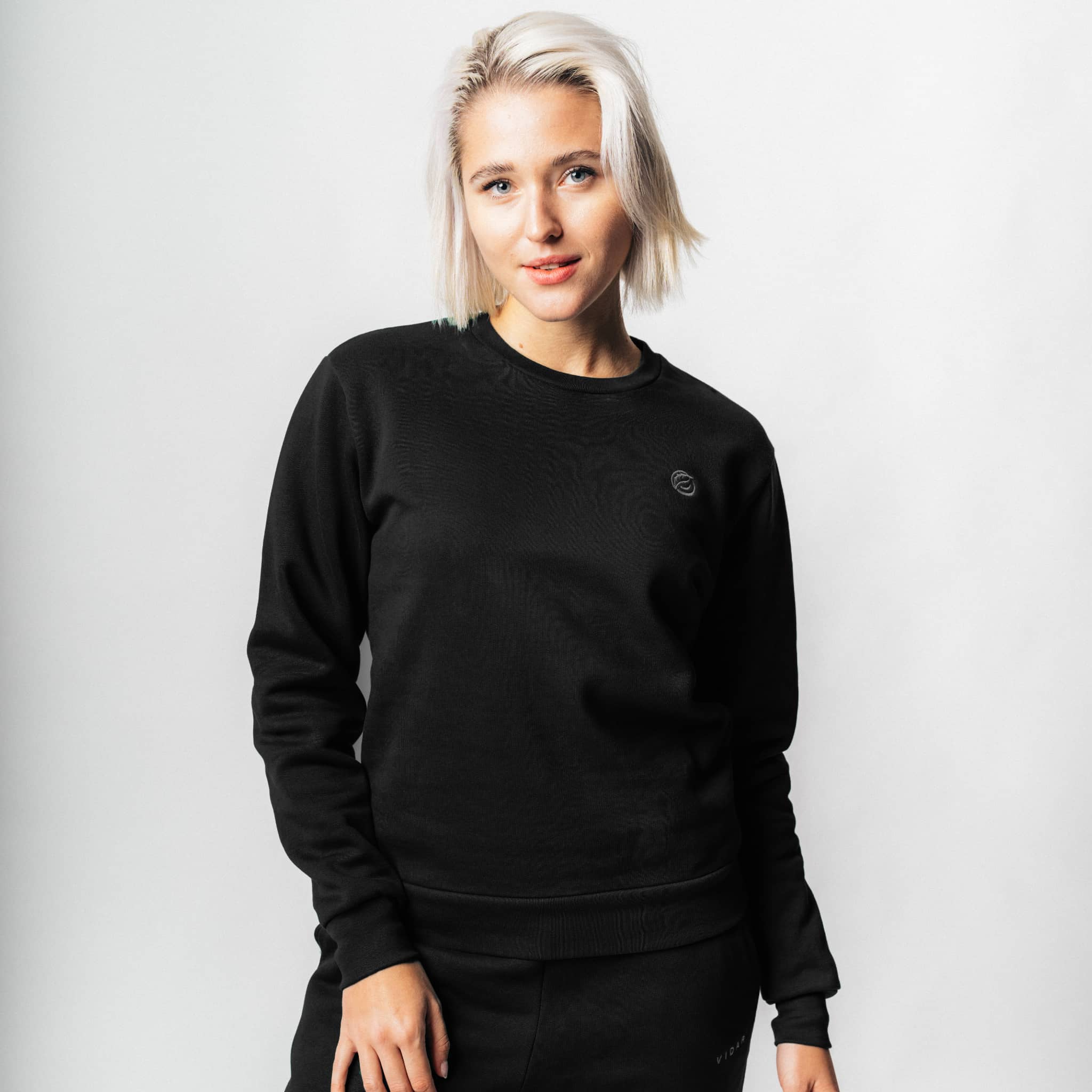RECORD I Natural Crewneck Sweater aus TENCEL™ - schwarz