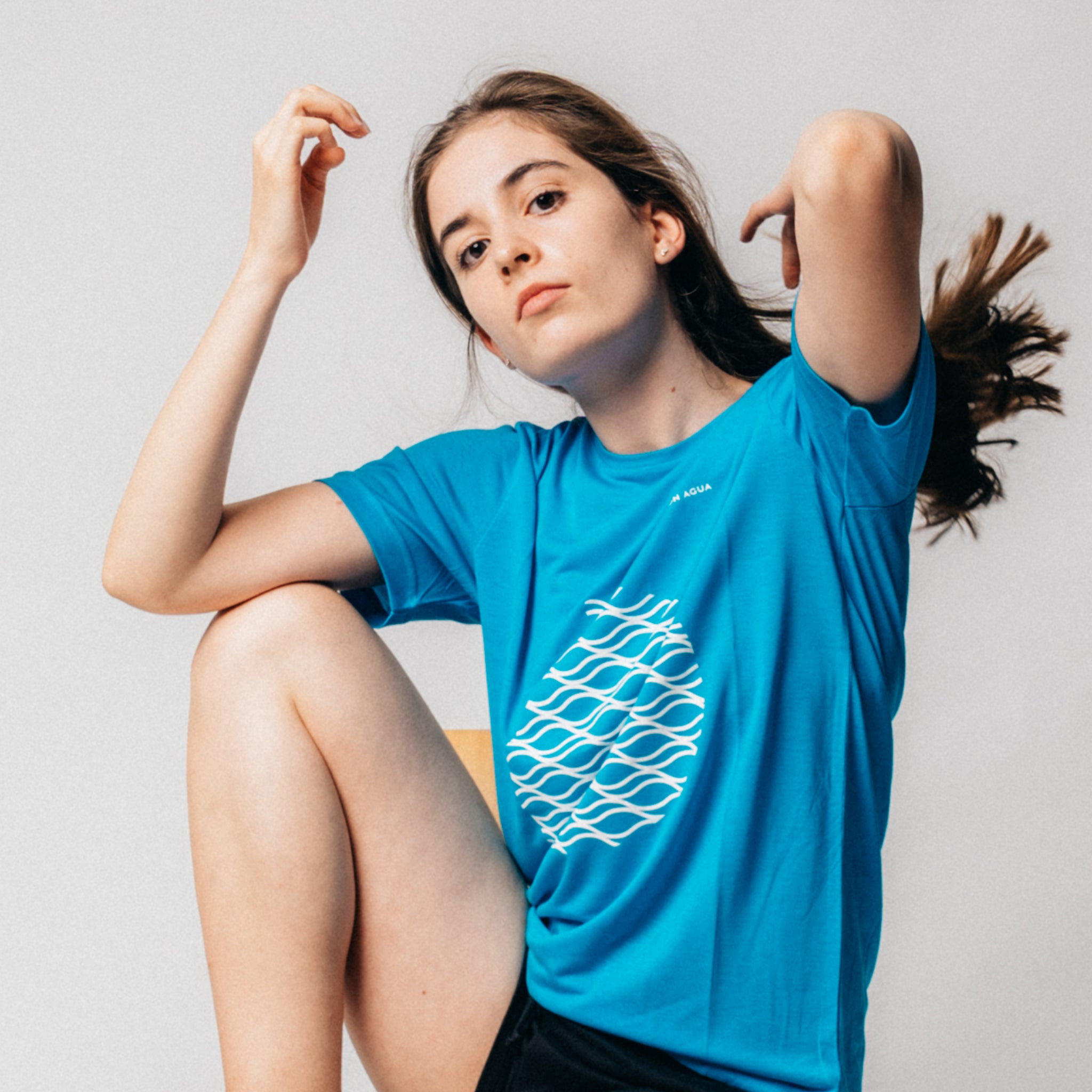 VIVA CON AGUA X VIDAR SPORT I Natural Oversized Sport Tee