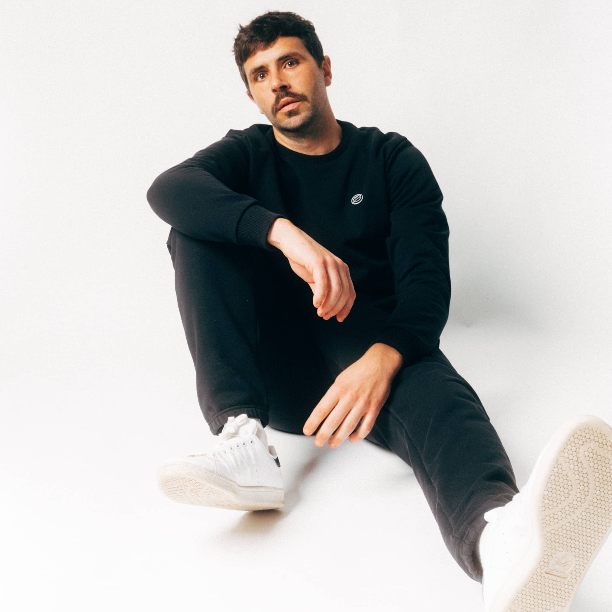 RECORD I Natural Crewneck Sweater - schwarz